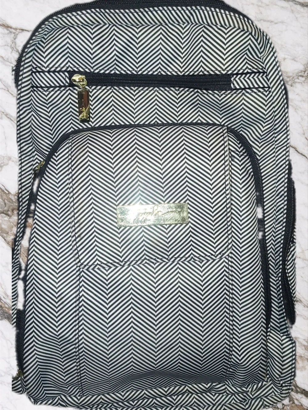 Ju-Ju-Be Black and White Chevron Backpack with Front Zip Pocket